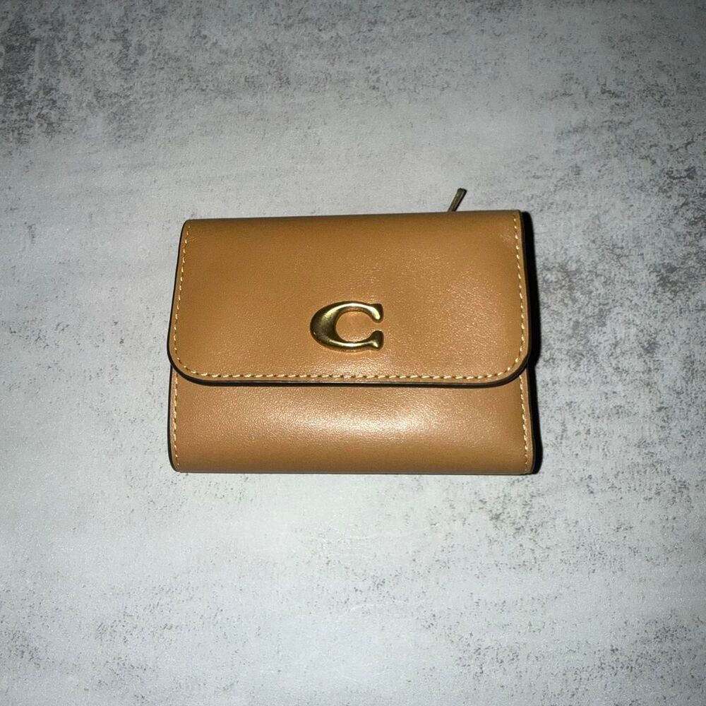 Coach 2pc honey brown wallet with coin purse